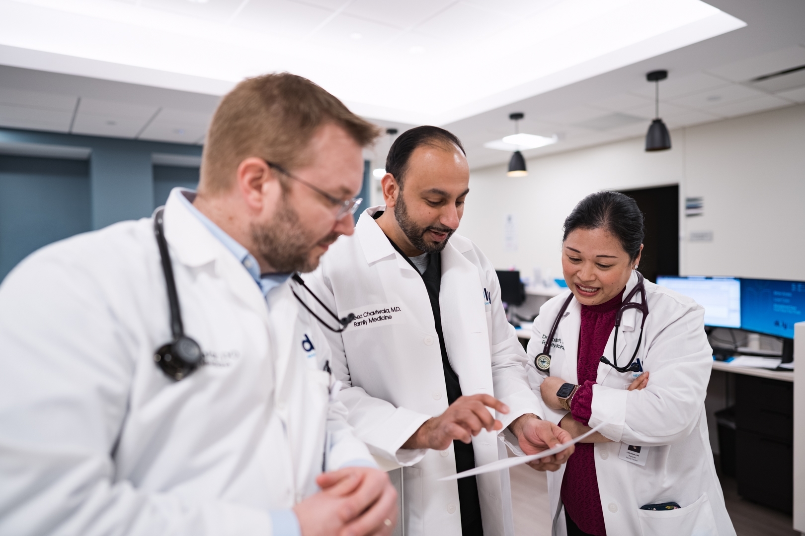 <p><strong>1,000+</strong> Providers</p>