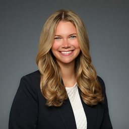 McKenna Carlson, APRN, FNP-BC